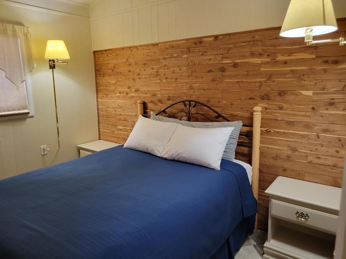 Husker Inn North Platte Bagian luar foto