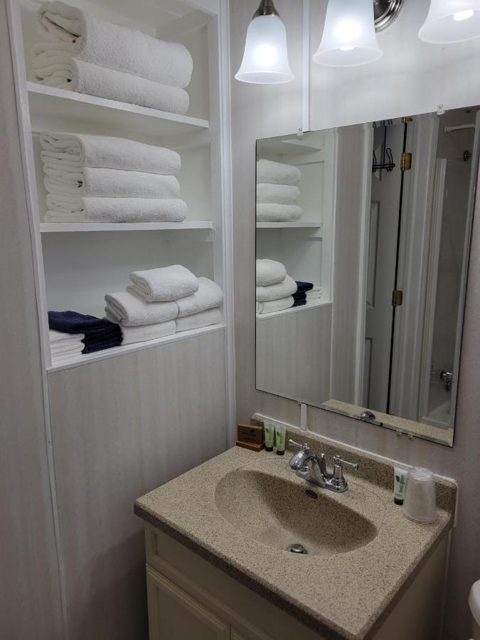 Husker Inn North Platte Bagian luar foto