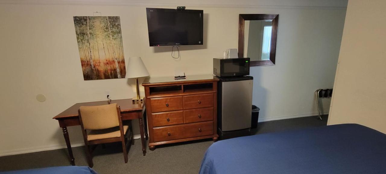 Husker Inn North Platte Bagian luar foto